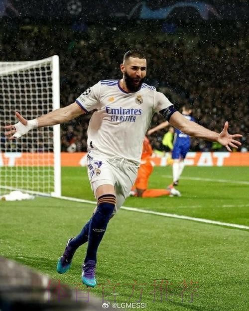 西超杯-库瓦扑点!本泽马点射 皇马点球战5-4进决赛 西超杯-库瓦扑点!本泽马点射 皇马点球战5-4进决赛