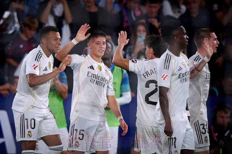 西甲-吉梅内斯阿尔瓦罗进球 皇马1-1平10人马竞